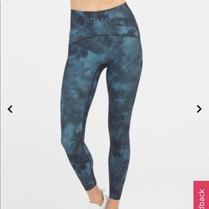 SPANX Booty Boost® Active Tie Dye 7/8 Leggings